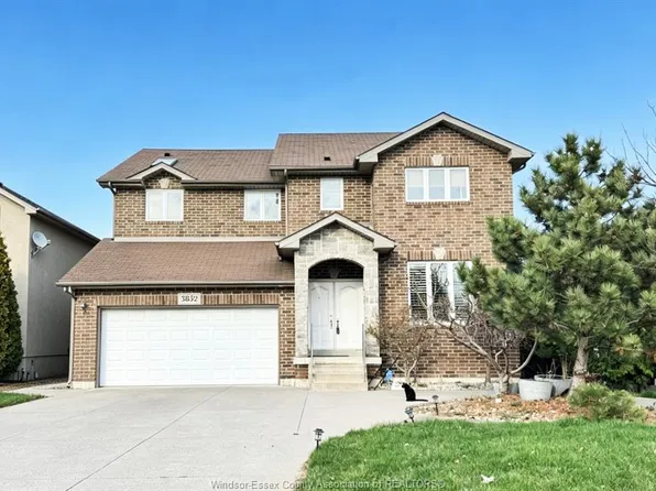 3852 Concord Ct, Windsor, ON N9G 3B3