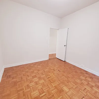 Rented by New York Residence | media 18