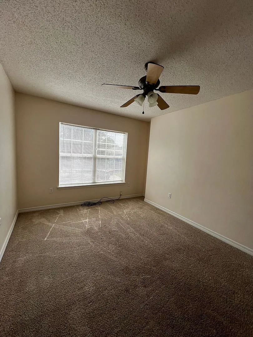 202 Johnson Court Crestview, FL 32539 — Photo 4