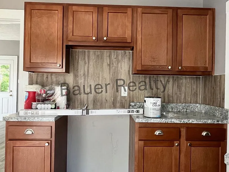 58 E Main St — Photo 14