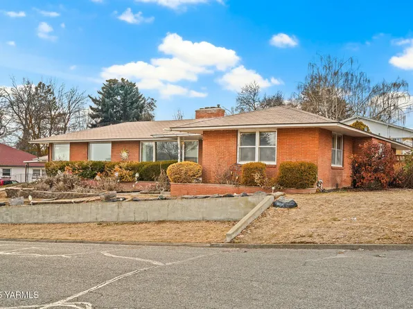 602 S 31st Ave, Yakima, WA 98902