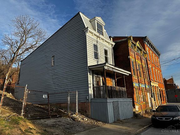 2nd image of 318 W McMicken Ave