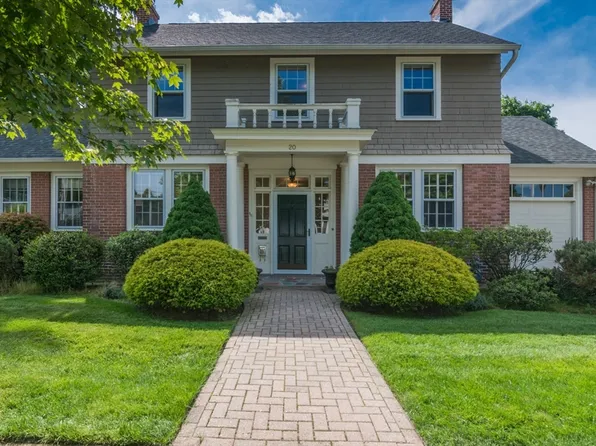 20 Wenonah Pl, Longmeadow, MA 01106