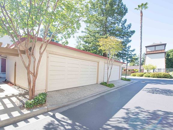 2nd image of 2036 Stone Pine Ct