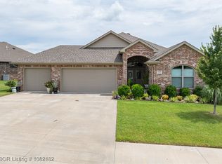 9505 Harmony Ridge Rd, Fort Smith, AR 72916