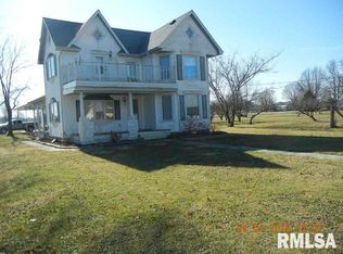 510 Middleton St, Iuka, IL 62849