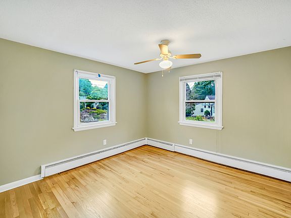 5th image of 71 Devonwood Dr