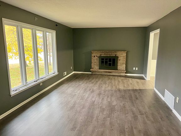 living room lots of natural light!