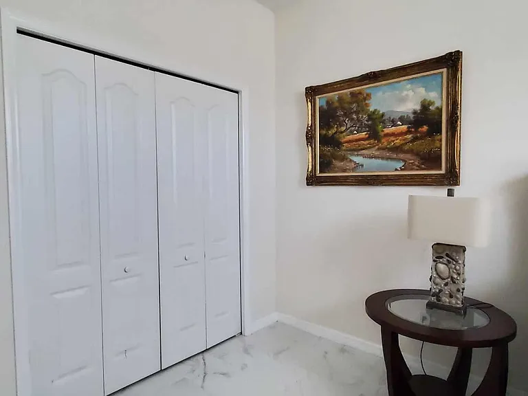 2323 Pan American Blvd — Photo 8