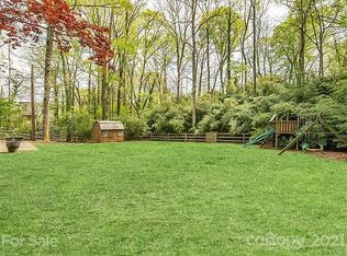 417 Hillandale Dr, Charlotte, NC 28270