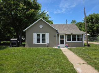 211 S Morton St, Oneill, NE 68763