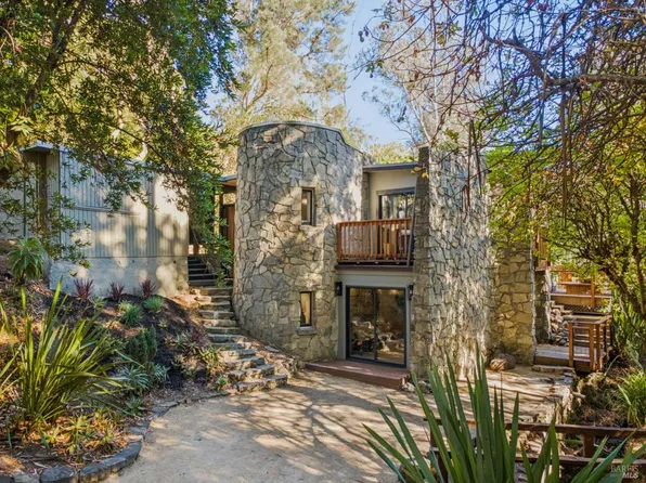 425 Montford Avenue, Mill Valley, CA 94941