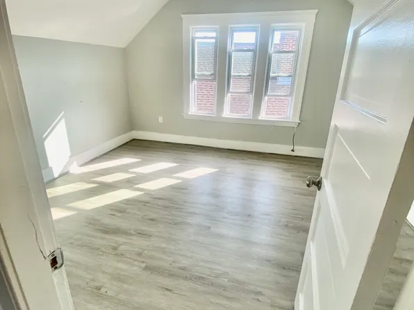 (undisclosed Address), Worcester, MA 01602