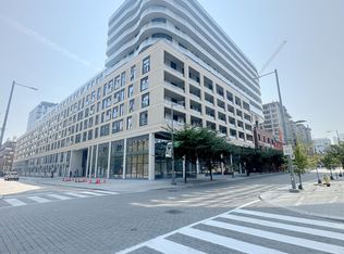 425 Front St E #811, Toronto, ON M5A0X2