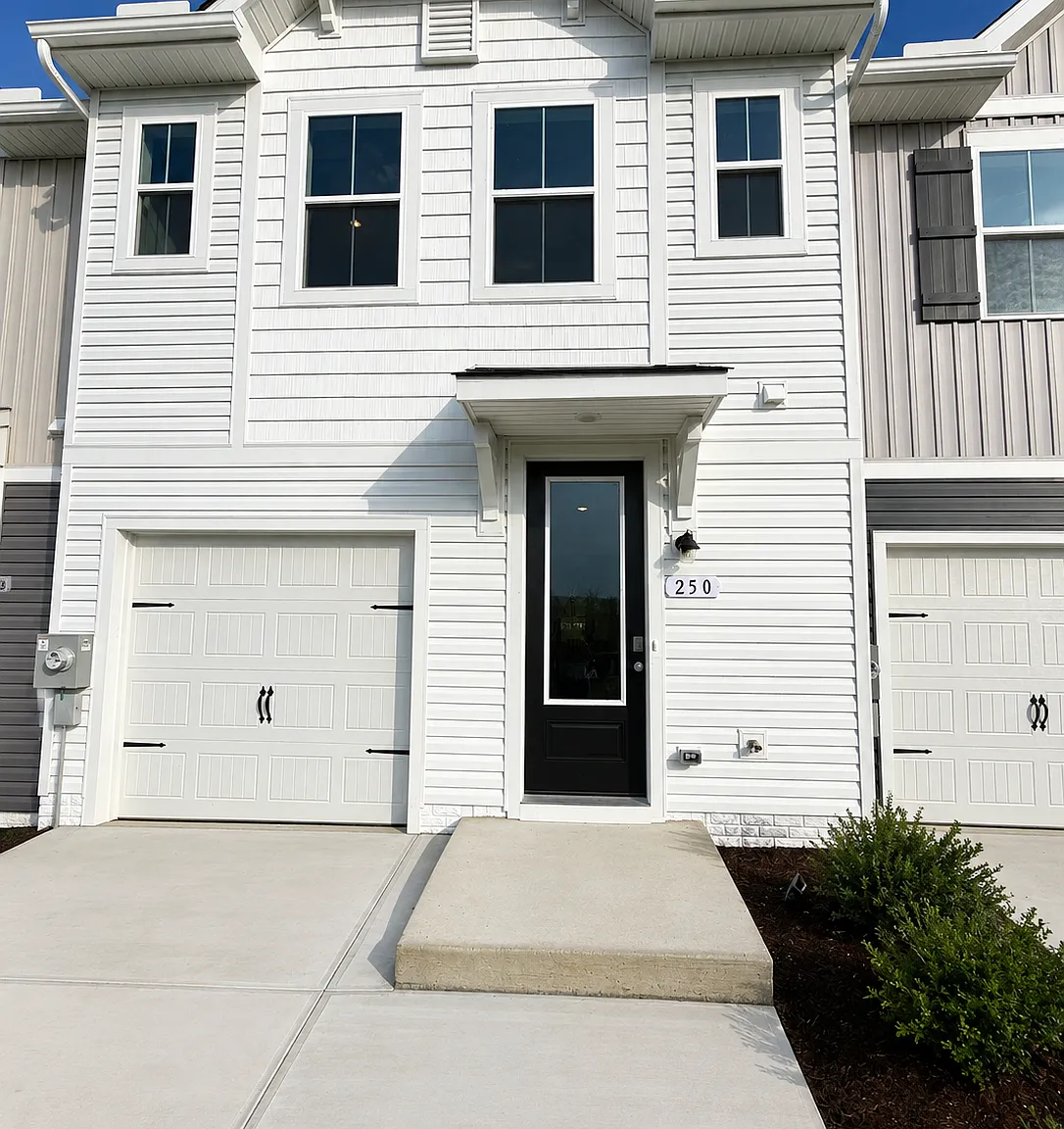250 Clement Lp - 1 — Photo 1