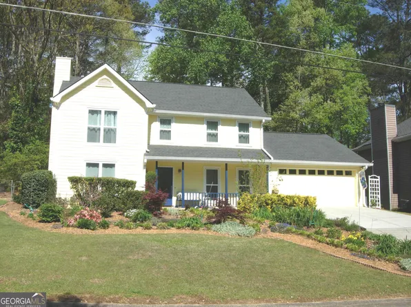 6697 Gunstock Ln, Tucker, GA 30084