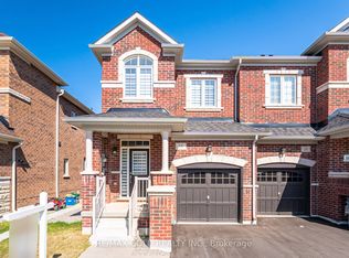 16 Lidstone St, Cambridge, ON N1T0G4