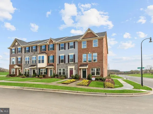 22101 Broadway Ave, Clarksburg, MD 20871