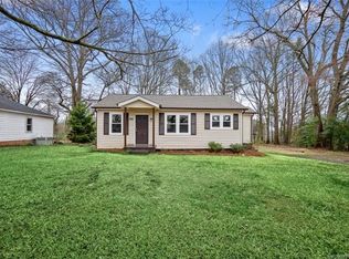 399 Scott St, Mount Holly, NC 28120