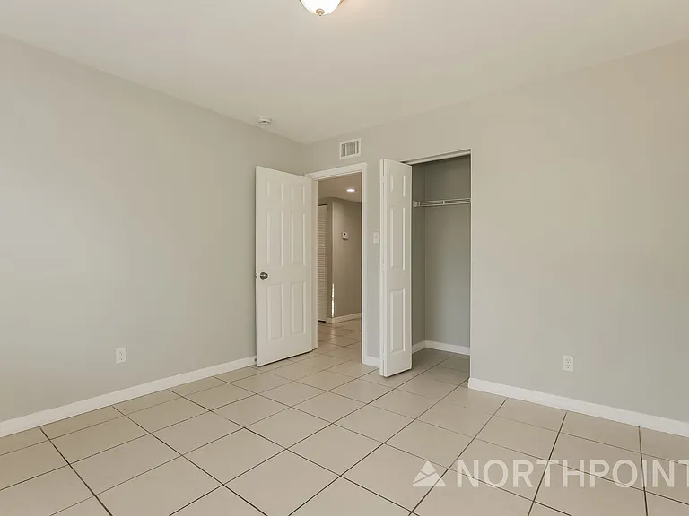 1733 W Saint Louis St — Photo 11