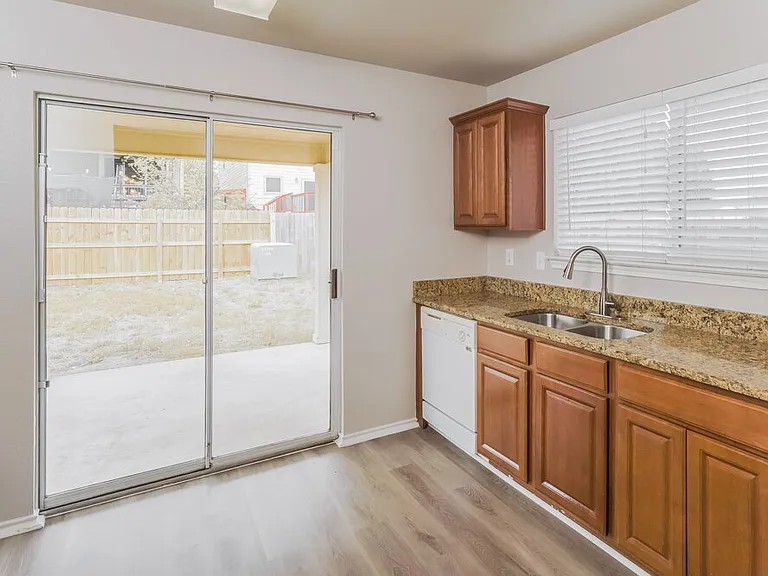 3415 Calico Cor — Photo 7