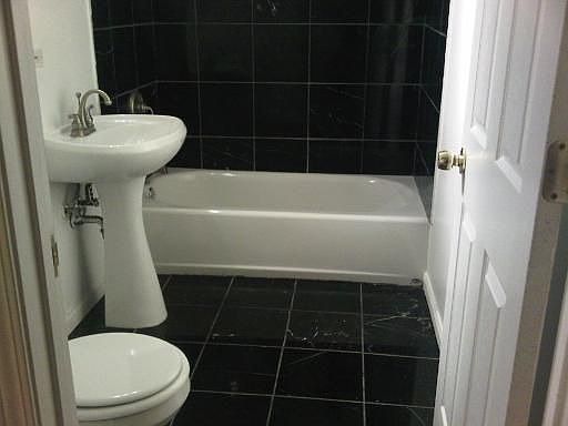 4th image of 5747 S Calumet Ave #P13