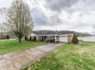110 Midnight Dr, Elizabethton, TN 37643