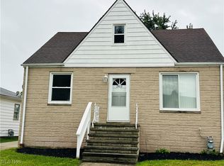 7915 Fernhill Ave, Parma, OH