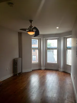 Rented by The Brokerage Group LLC | media 51