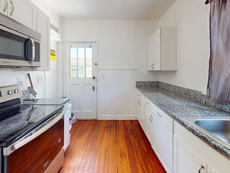 318 Braddock Ave #1 — Photo 22