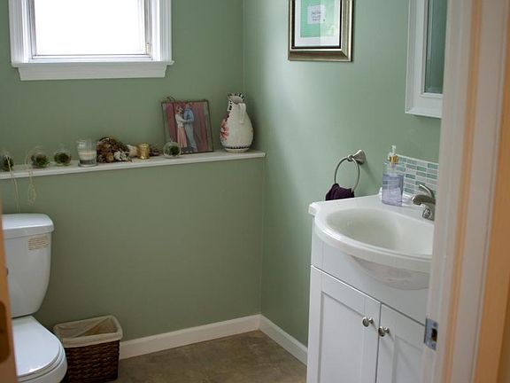 Ground floor bathroom
