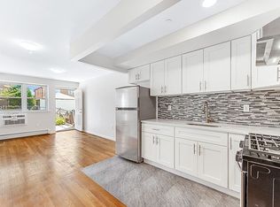 20-65 41st St #1, Astoria, NY 11105