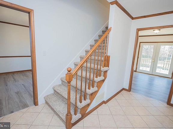 4th image of 6041 Oxbridge Dr