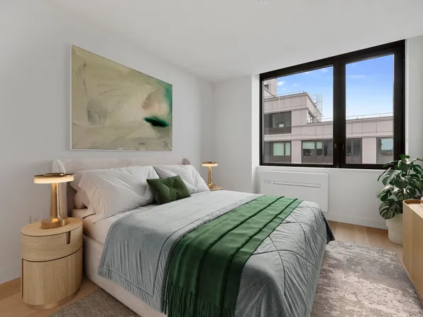 11 Ocean Parkway image 4 of 26