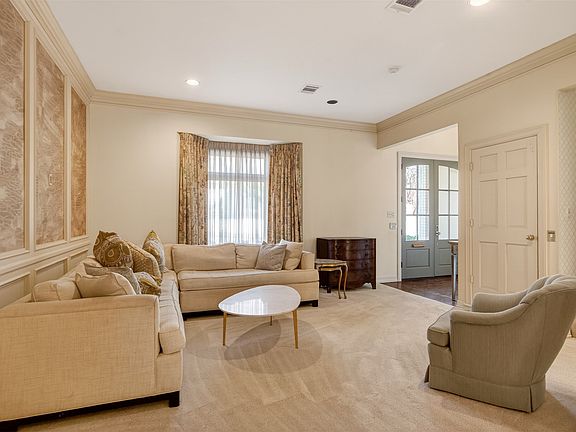 5th image of 951 Southfield Rd