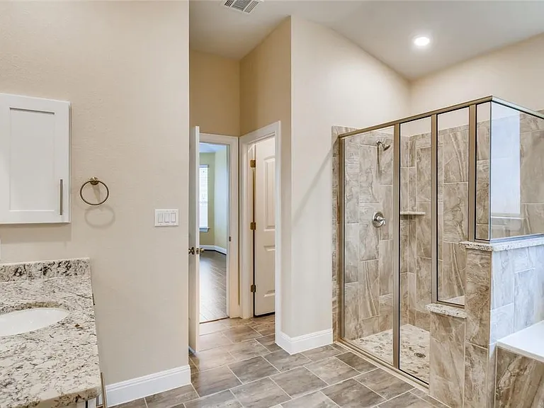 817 Kenney Fort Xing — Photo 26