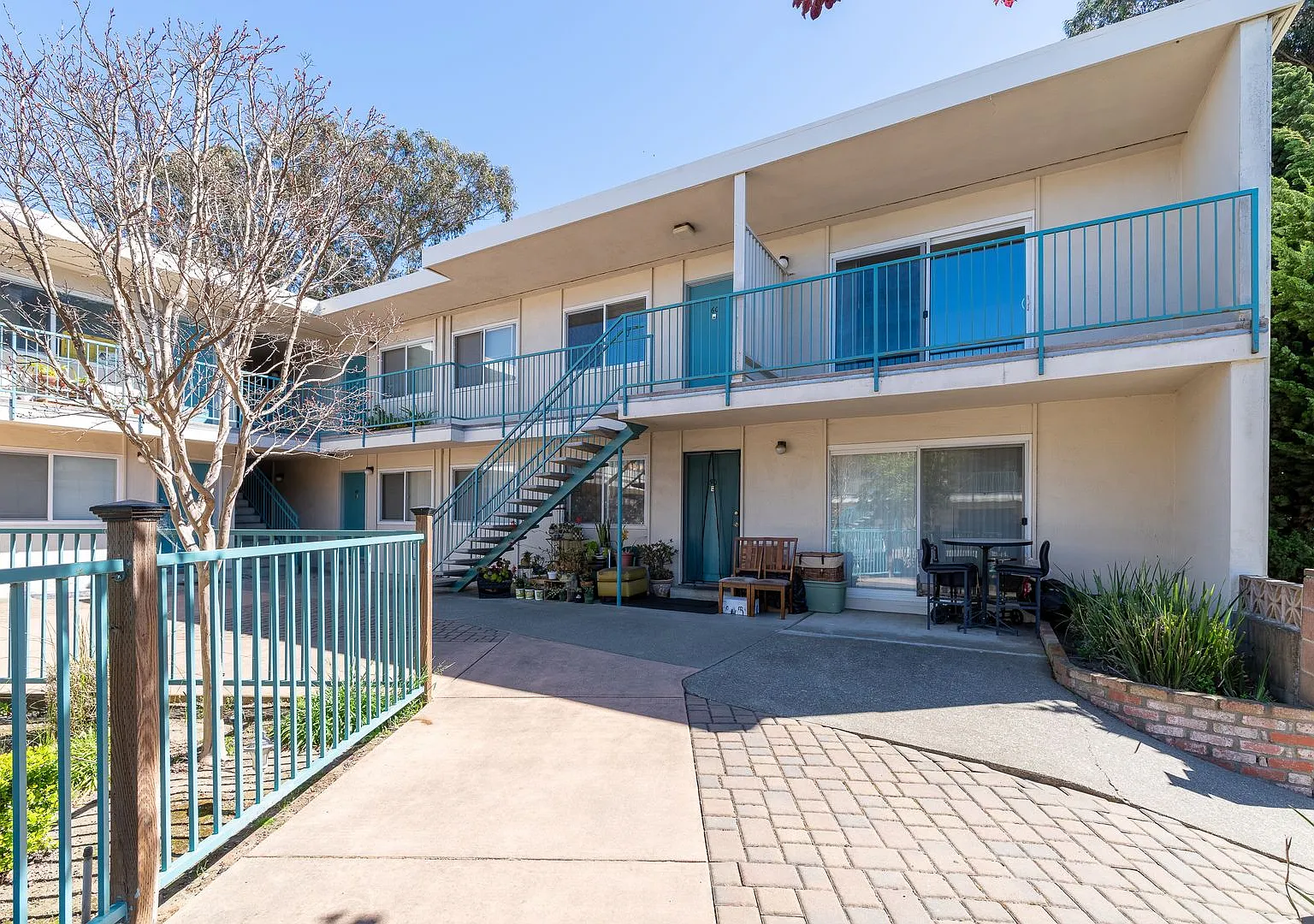 Parklane — Photo 1