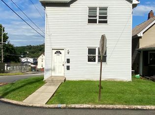 1501 Summit St, White Oak, PA
