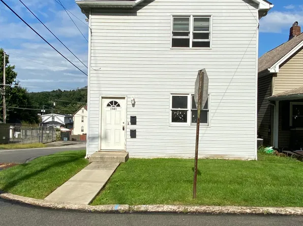 1501 Summit St, White Oak, PA 15131