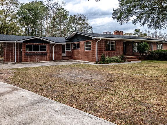4th image of 754 Cole Ct