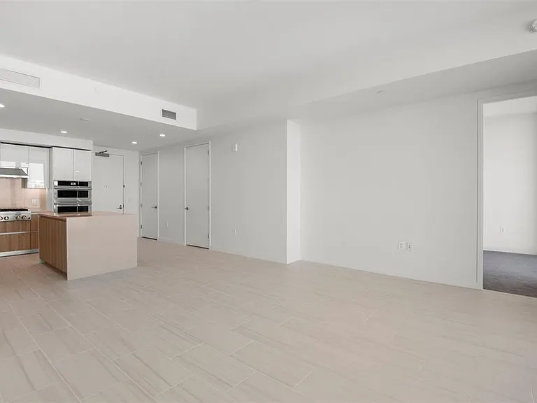 400 Central Ave #1709 — Photo 20
