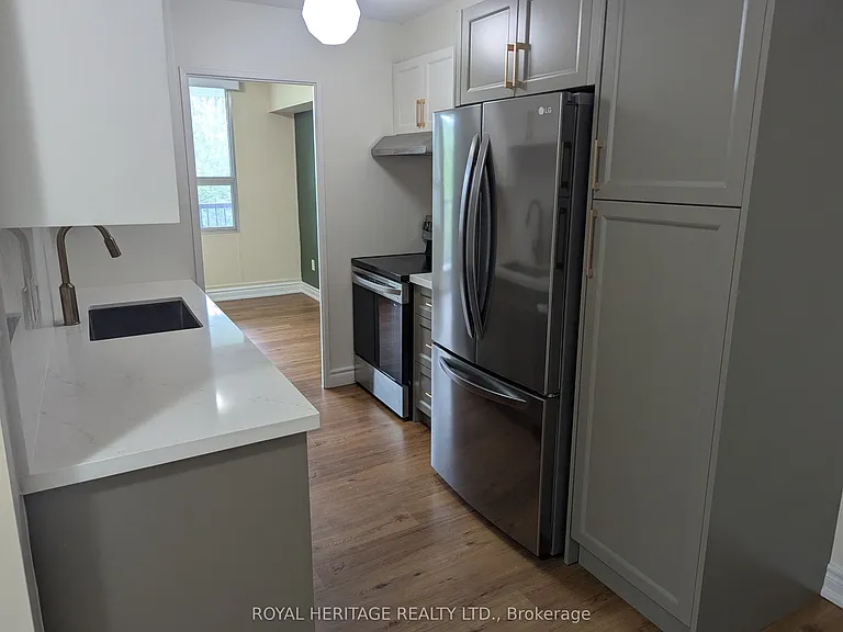 92 Church St S #311 — Photo 8