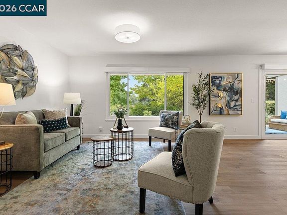 4th image of 2889 Ptarmigan Dr APT 1