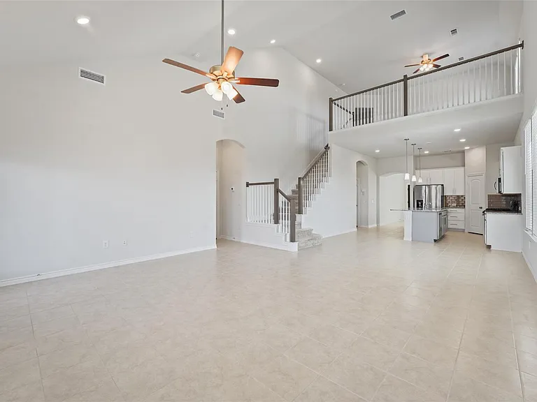 7203 Buckthorn Hollow Trl — Photo 8