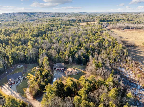 16 Firefly Lane, Gray, ME 04039