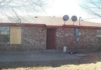 2nd image of 3904 Eastridge Dr