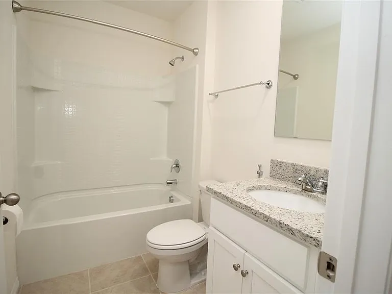 9488 Black Walnut Dr — Photo 17