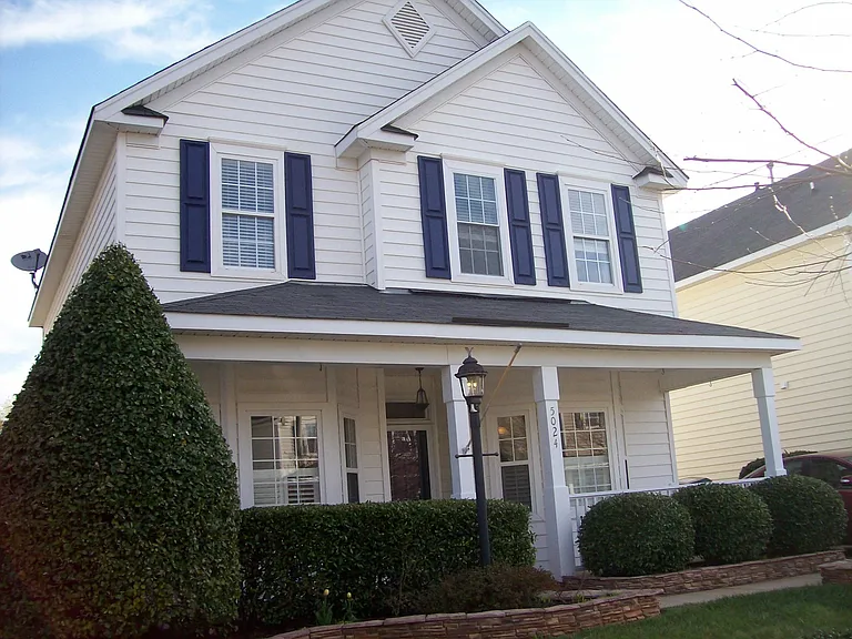 5024 Village Lawn Dr — Photo 2