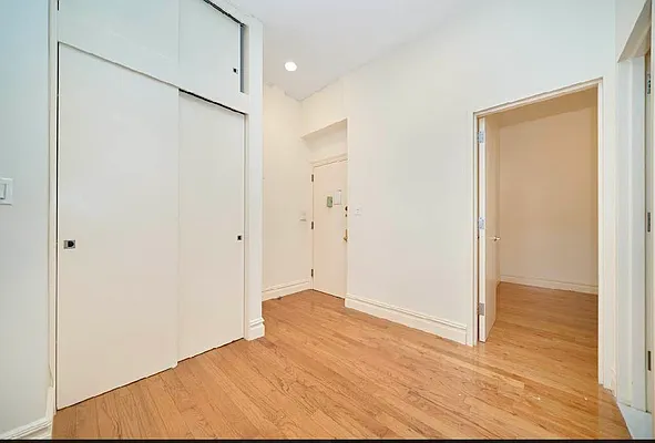 Rented by Living New York | media 8