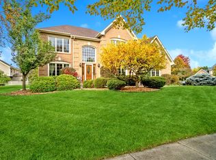 2600 Meadowlark Dr, West Chicago, IL